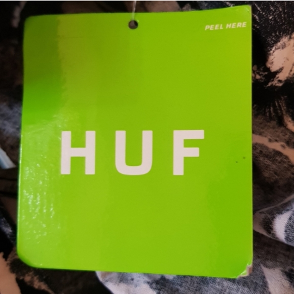 NWT Discontinued HUF Mens Casual Button Down - Picture 5 of 6